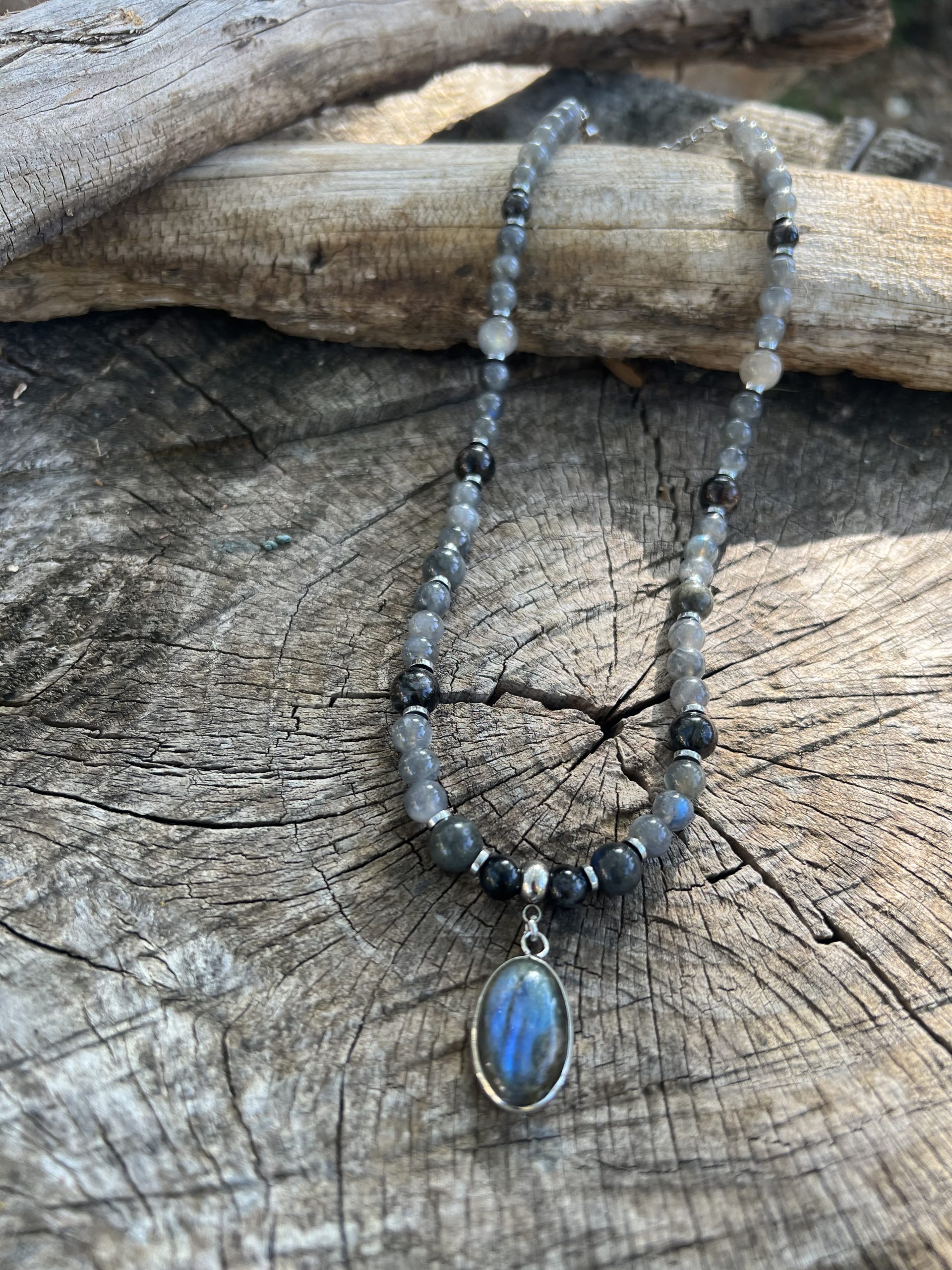 Collier Labradorite et Astrophyllite – Image 5