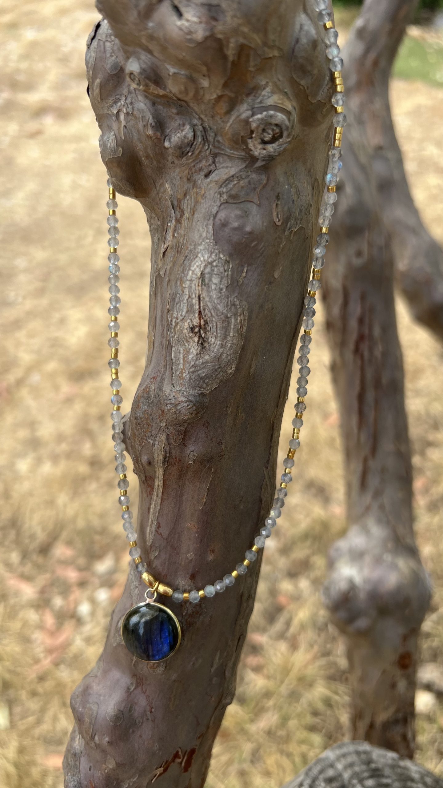 Collier Labradorite acier doré – Image 2